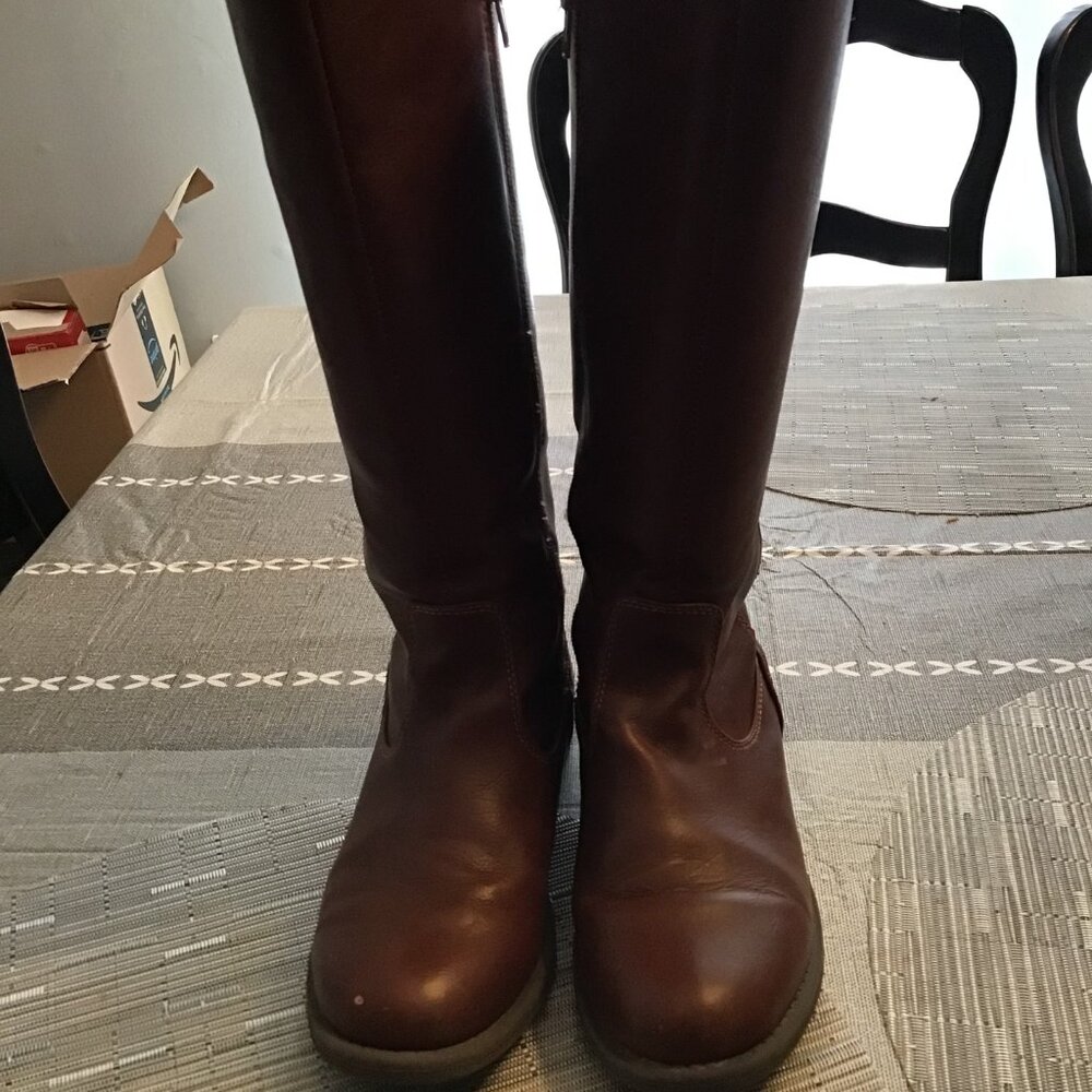 Size 2.5 M Girl's Brown Riding Boots--Brenna Style by UNR8ED--Great Shape